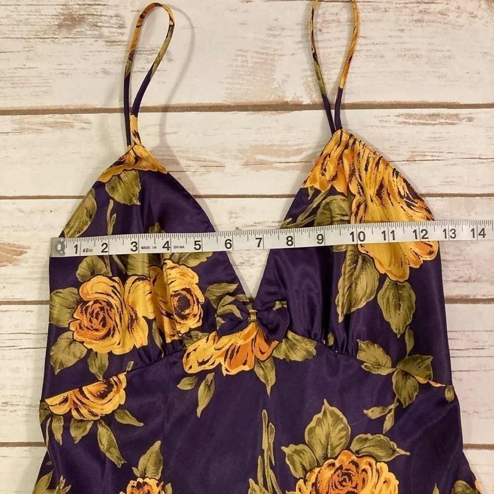 Linda vintage purple